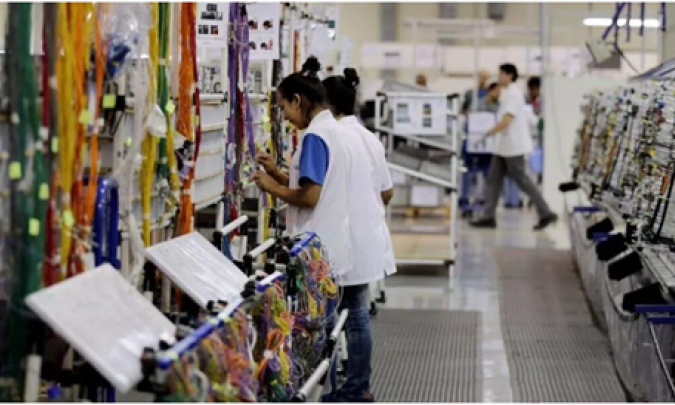 Indústria do Brasil tem contração em maio pelo 7º mês, aponta PMI